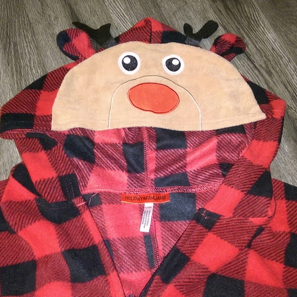 💥3/$60💥Buffalo Plaid One-Piece Fleecy Reindeer PJ -Unisex - Picture 2 of 2